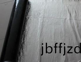 自粘PVC防水捲(juan)材